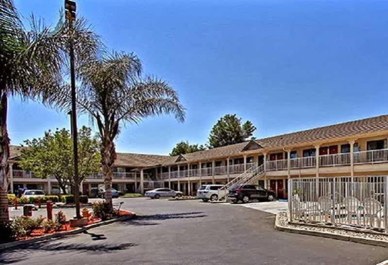 Quality Inn & Suites Woodland - Sacramento Airport Extérieur photo